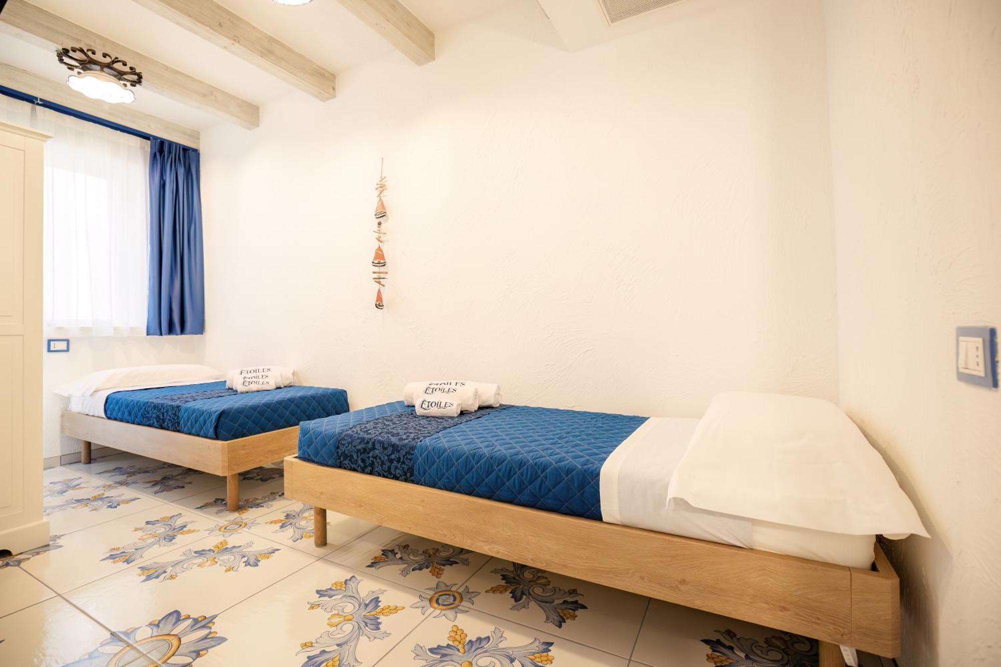 Etoiles Guest House Gioia Tauro Bagian luar foto